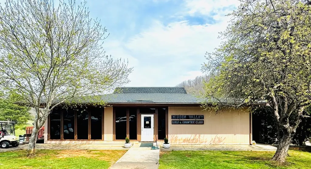 1366 Hidden Valley Road Livingston TN 38570