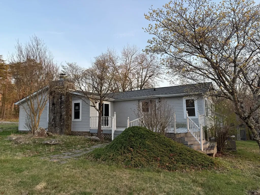 424 Lakeview Drive Crossville TN 38558