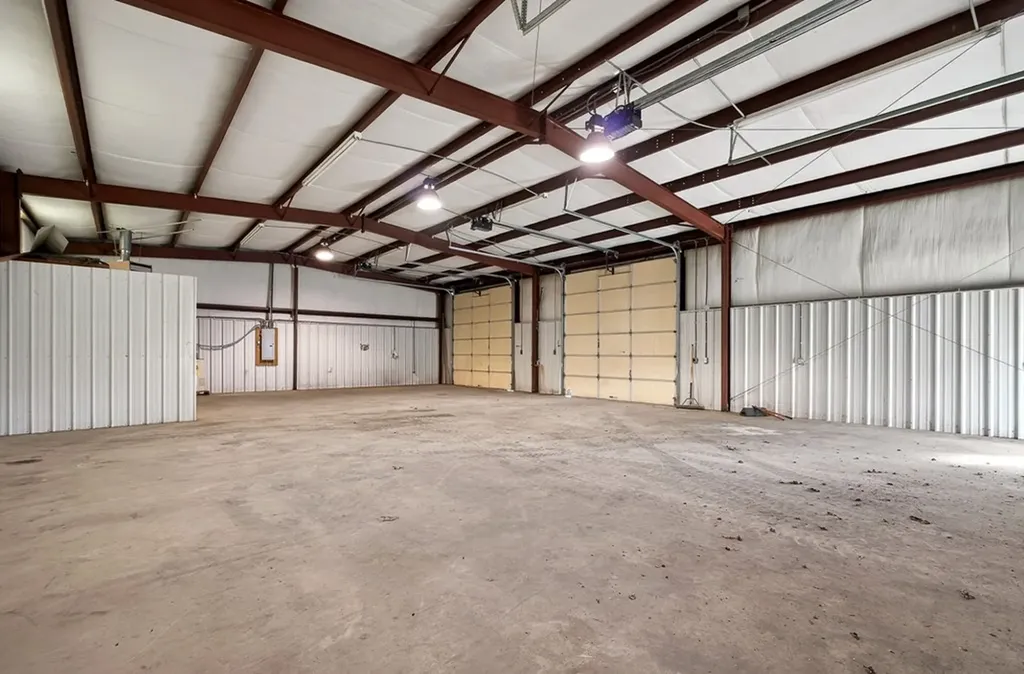 350 5th Avenue South Baxter TN 38544