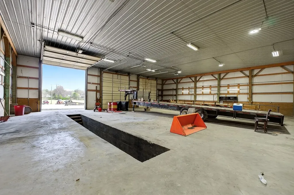 350 5th Avenue South Baxter TN 38544