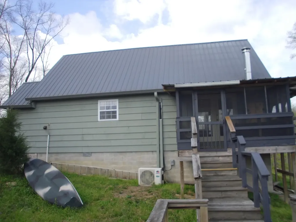 2520 Riverton Road Jamestown TN 38556