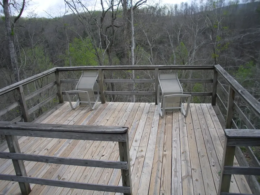 2520 Riverton Road Jamestown TN 38556