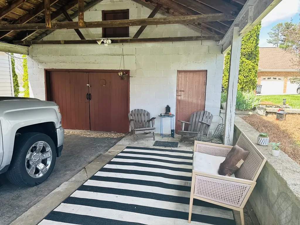 202 W Crawford Avenue Monterey TN 38574