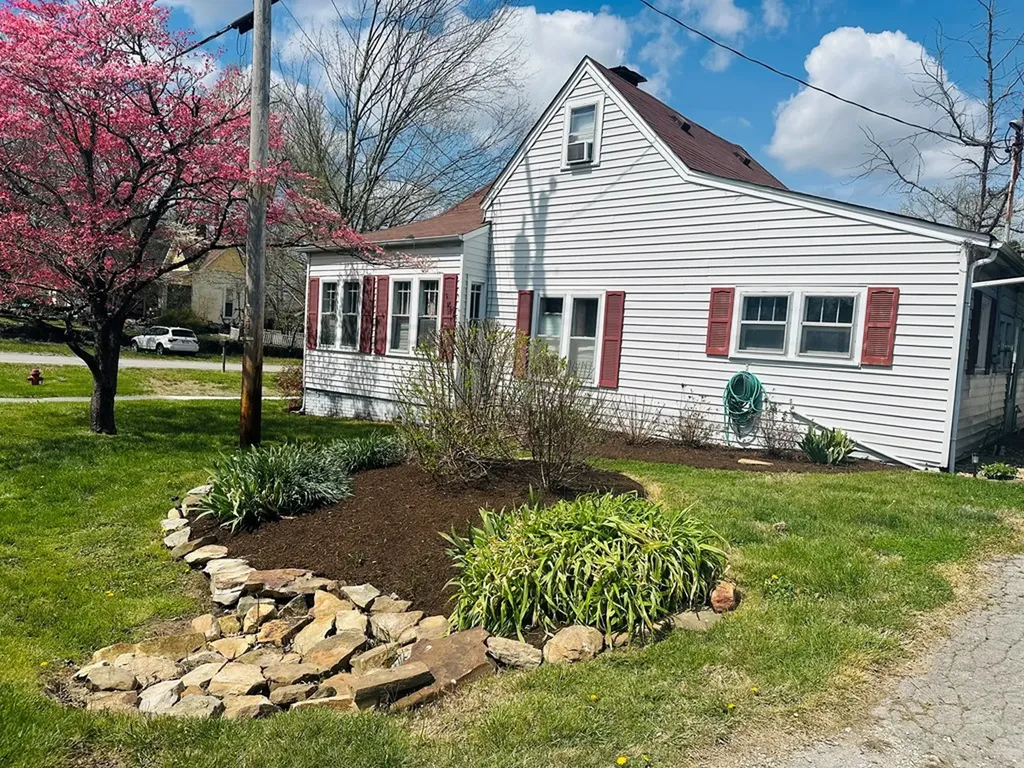 202 W Crawford Avenue Monterey TN 38574