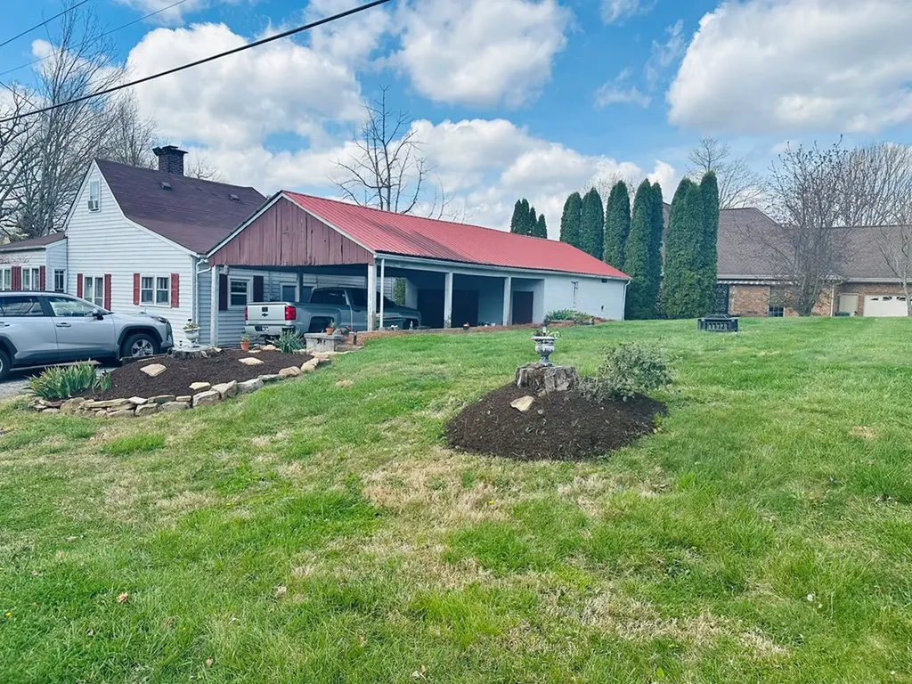 202 W Crawford Avenue Monterey TN 38574