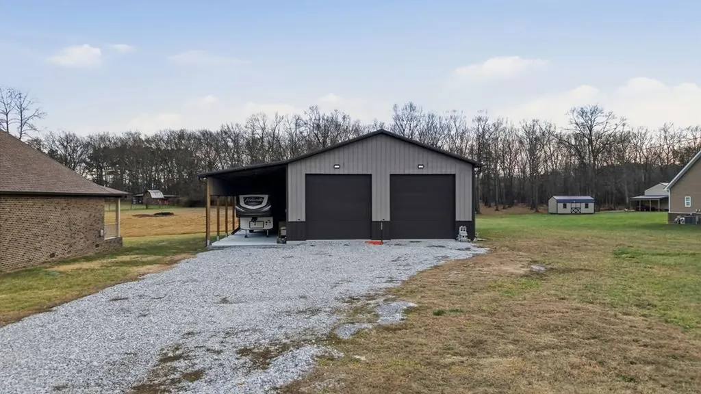 667 Pete Sain Road Manchester TN 37355