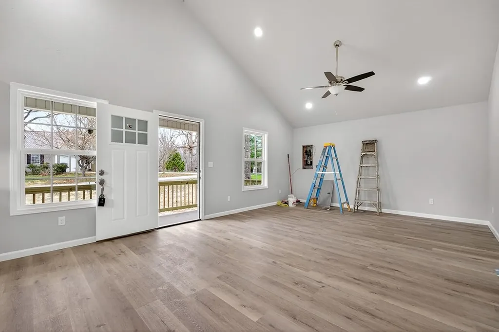 238 Rich Loop Sparta TN 38583