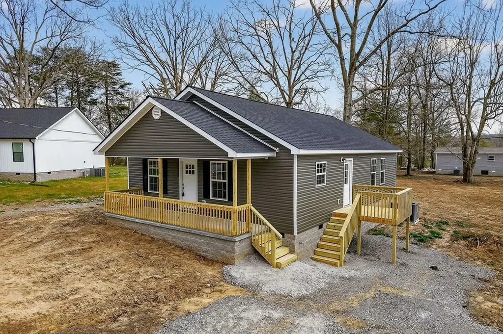 238 Rich Loop Sparta TN 38583