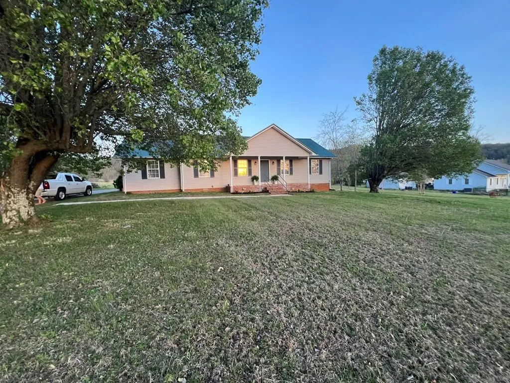 885 Frank Anderson Road Sparta TN 38583