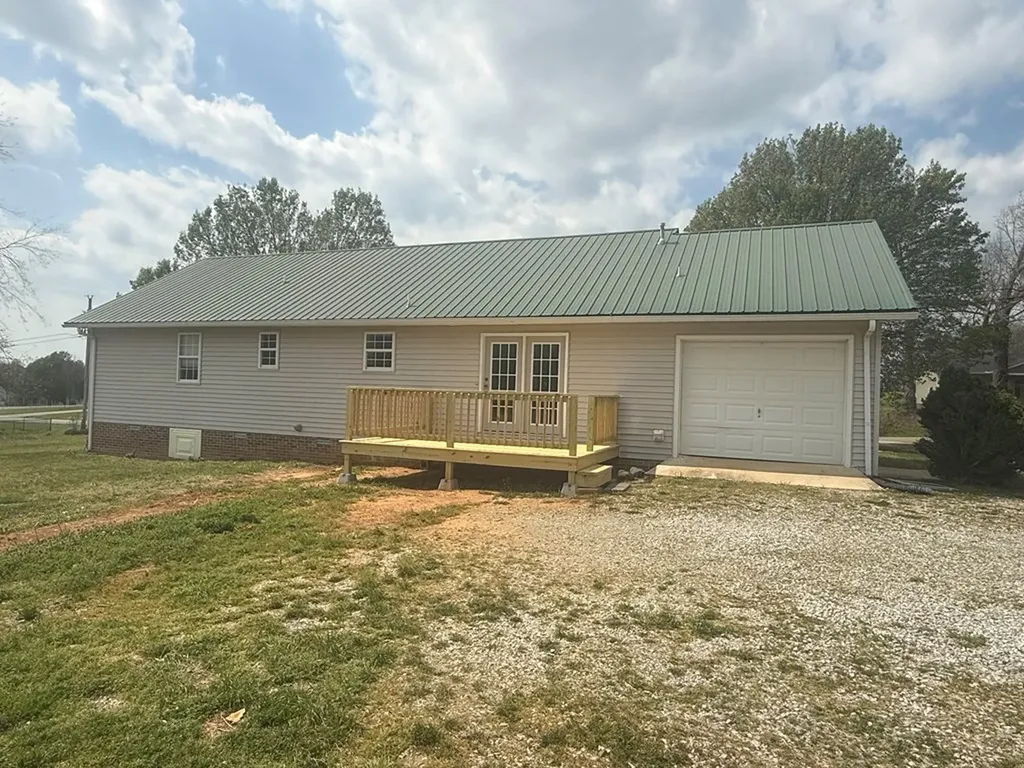 885 Frank Anderson Road Sparta TN 38583
