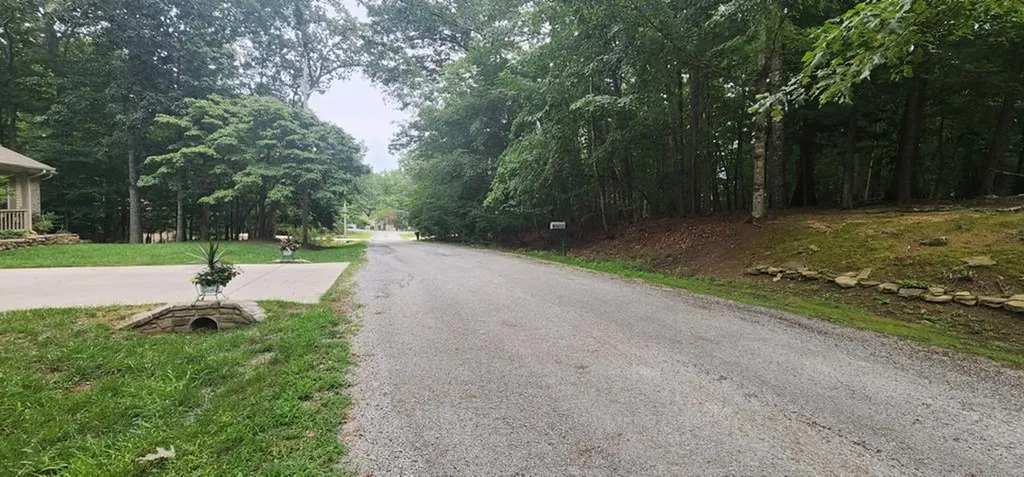 105 Kings Lane Crossville TN 38558