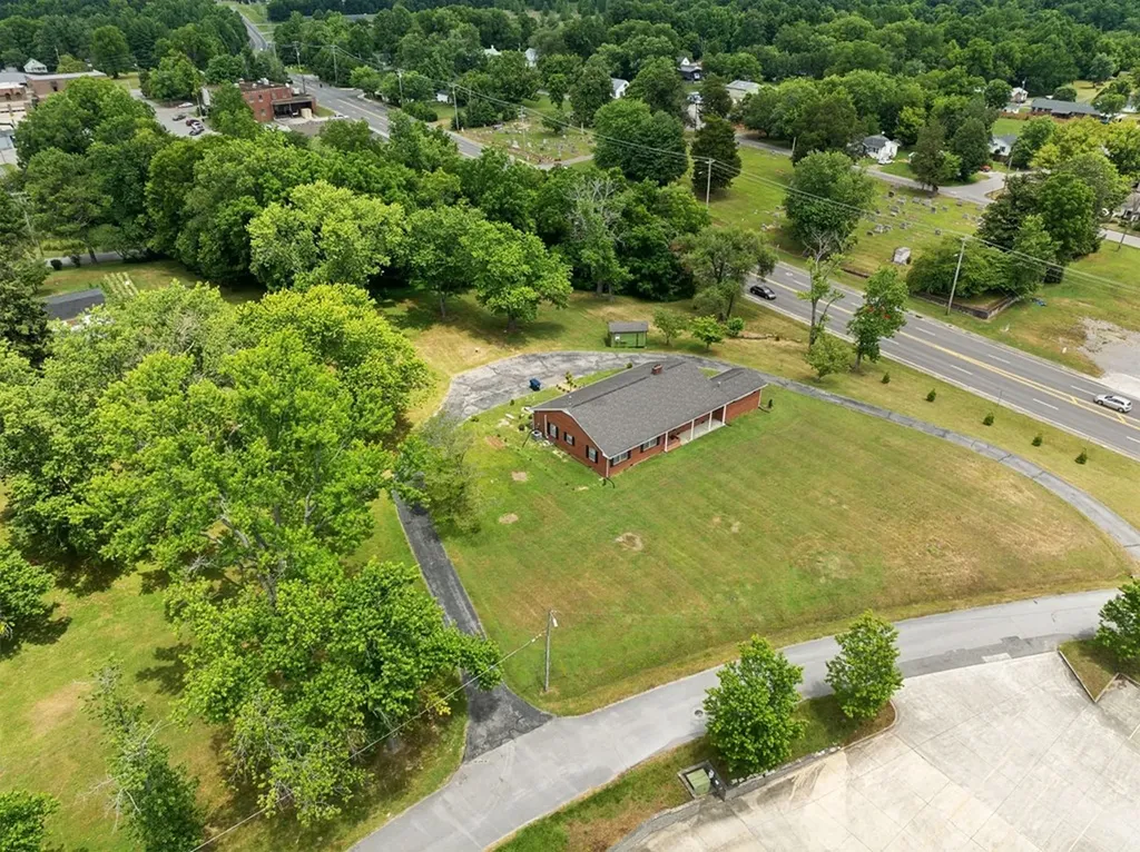 114 Calhoun Street Smithville TN 37166