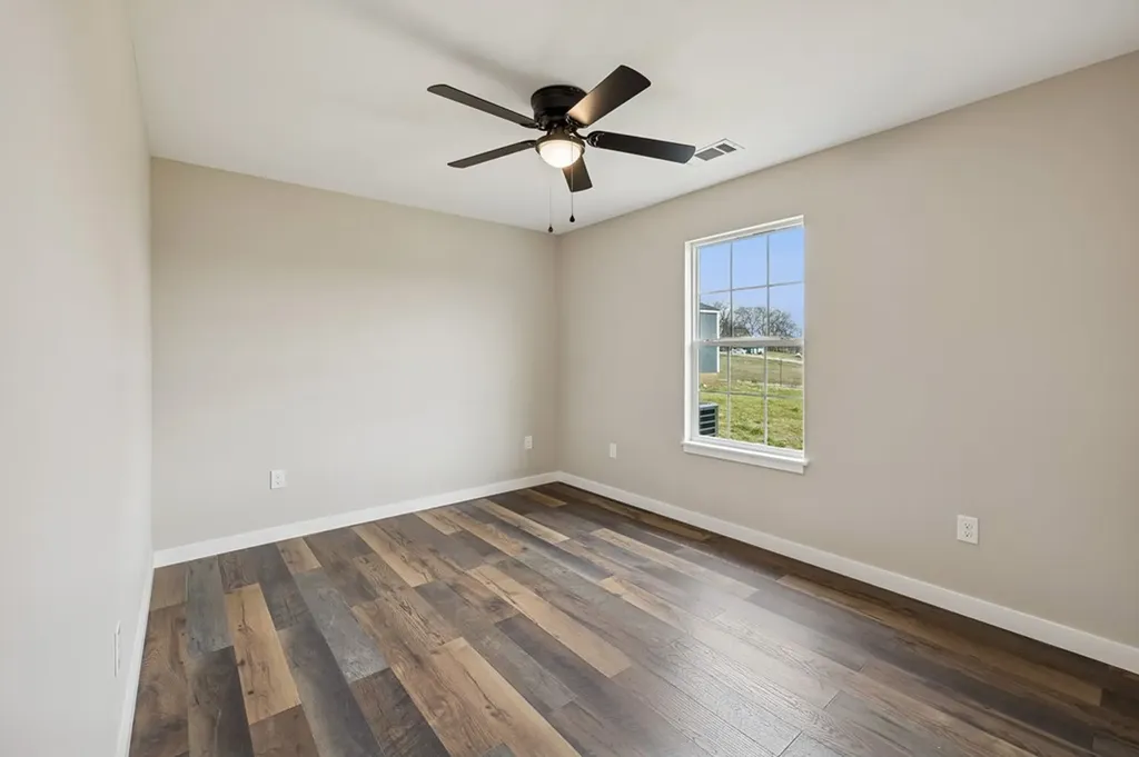 108 Crows Hill Drive, Lot 7 Gordonsville TN 38563