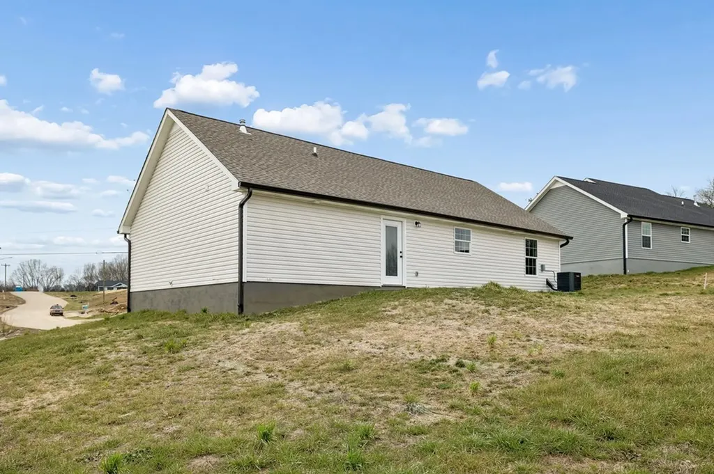 108 Crows Hill Drive, Lot 7 Gordonsville TN 38563