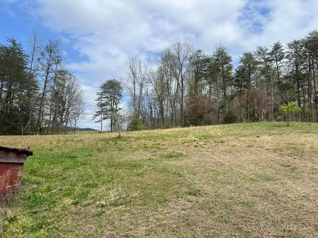 239 Miller Road Pikeville TN 38585
