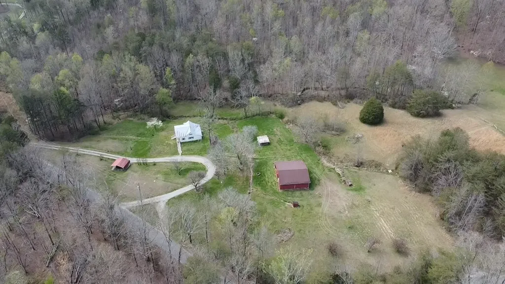 239 Miller Road Pikeville TN 38585