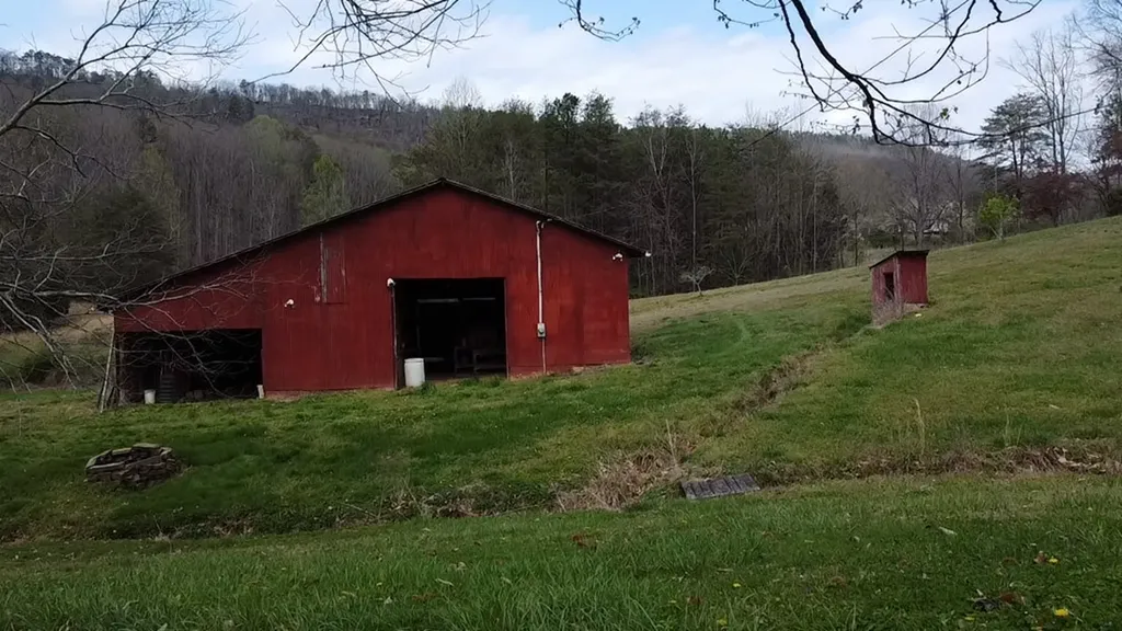 239 Miller Road Pikeville TN 38585