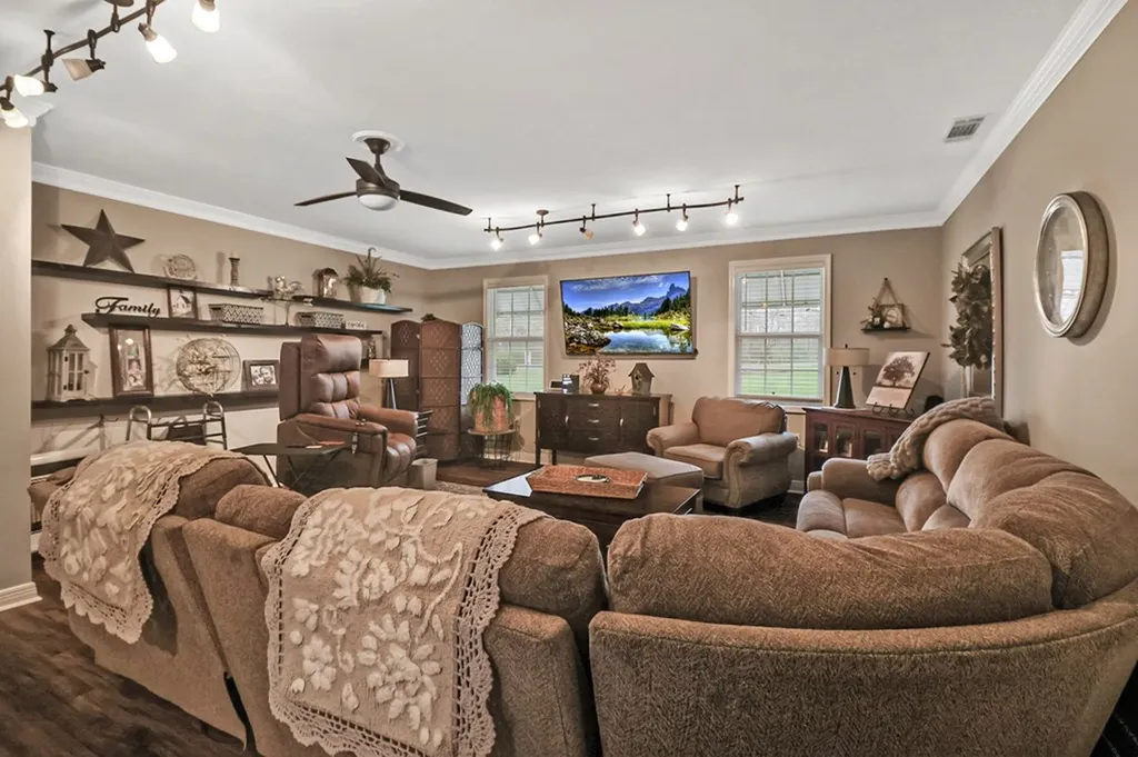 9521 Cherokee Trail Crossville TN 38572
