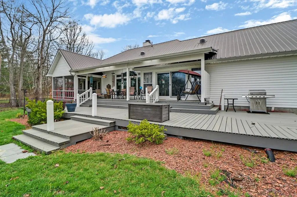 9521 Cherokee Trail Crossville TN 38572