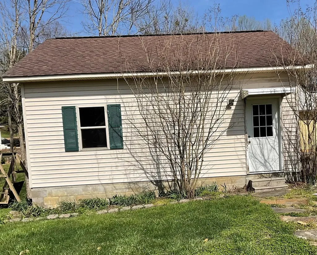 132 Miller's Mill Est Road Byrdstown TN 38549