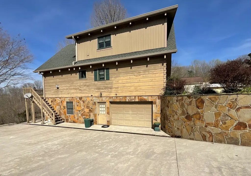 132 Miller's Mill Est Road Byrdstown TN 38549