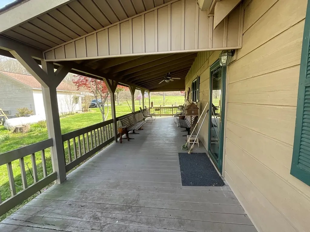 132 Miller's Mill Est Road Byrdstown TN 38549