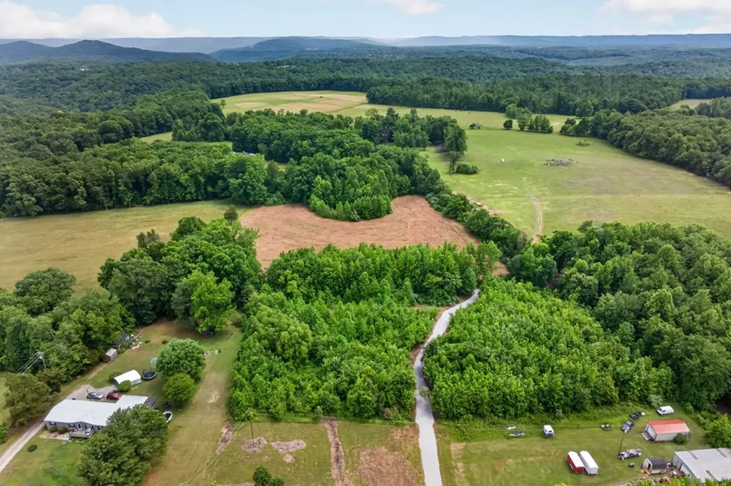 5115 Buck Mountain Road Cookeville TN 38506