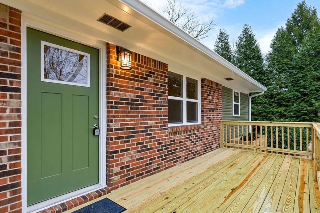 224 Lake Street Livingston TN 38570