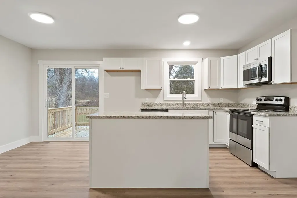 224 Lake Street Livingston TN 38570