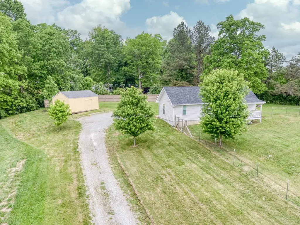 1447 Dykes Road Crossville TN 38571
