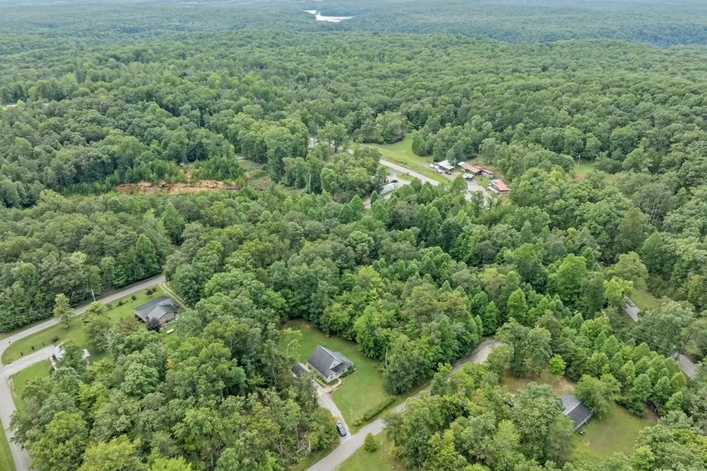 159 Honeysuckle Road Pikeville TN 37367