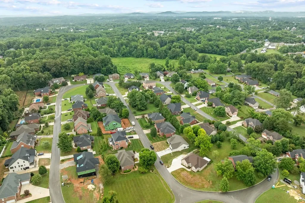 1309 Bridle Path Cookeville TN 38501