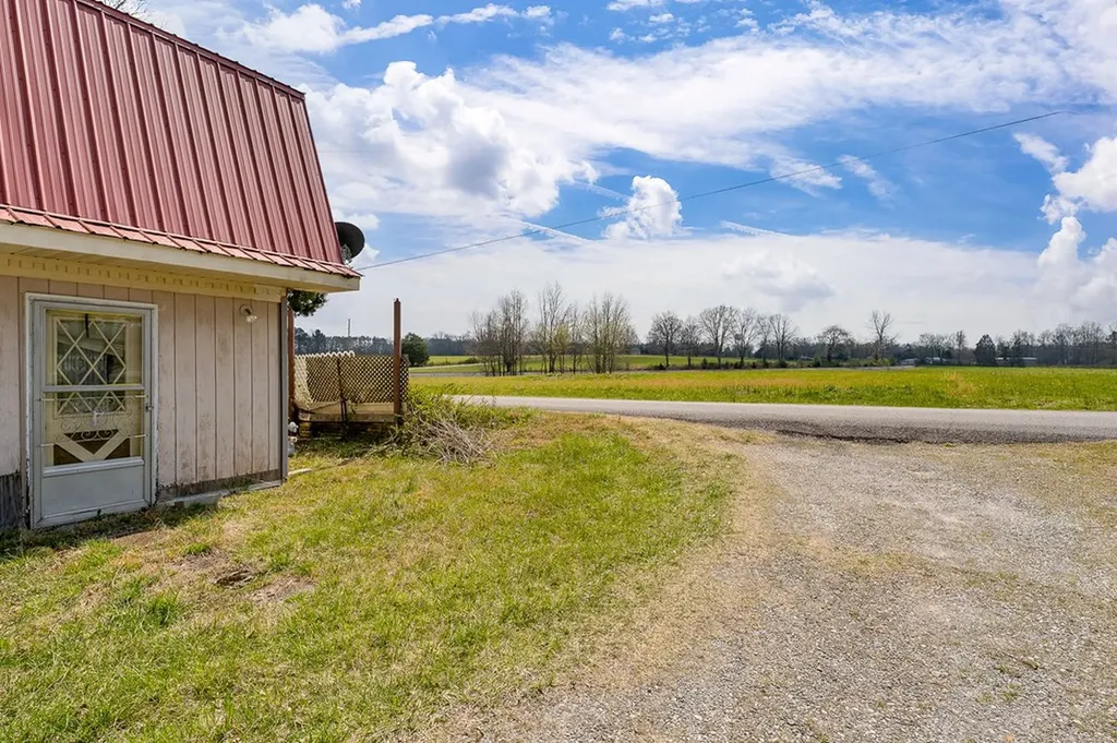 10185 Scott Lee Road Silver Point TN 38582