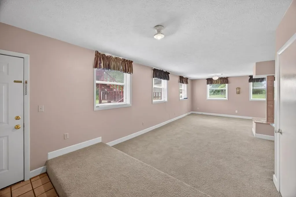 165 Almyra Road Sparta TN 38583