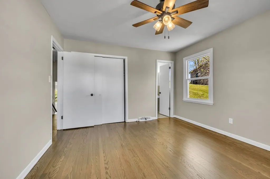 26 E Main Street Gordonsville TN 38563