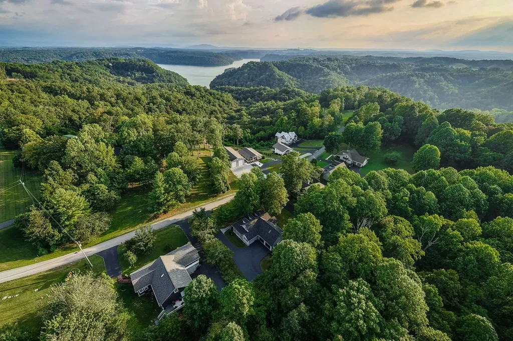 230 Storyland Drive Byrdstown TN 38549