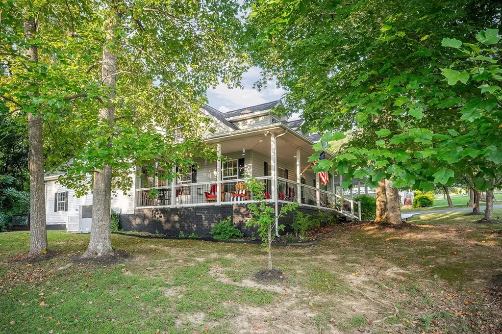 230 Storyland Drive Byrdstown TN 38549