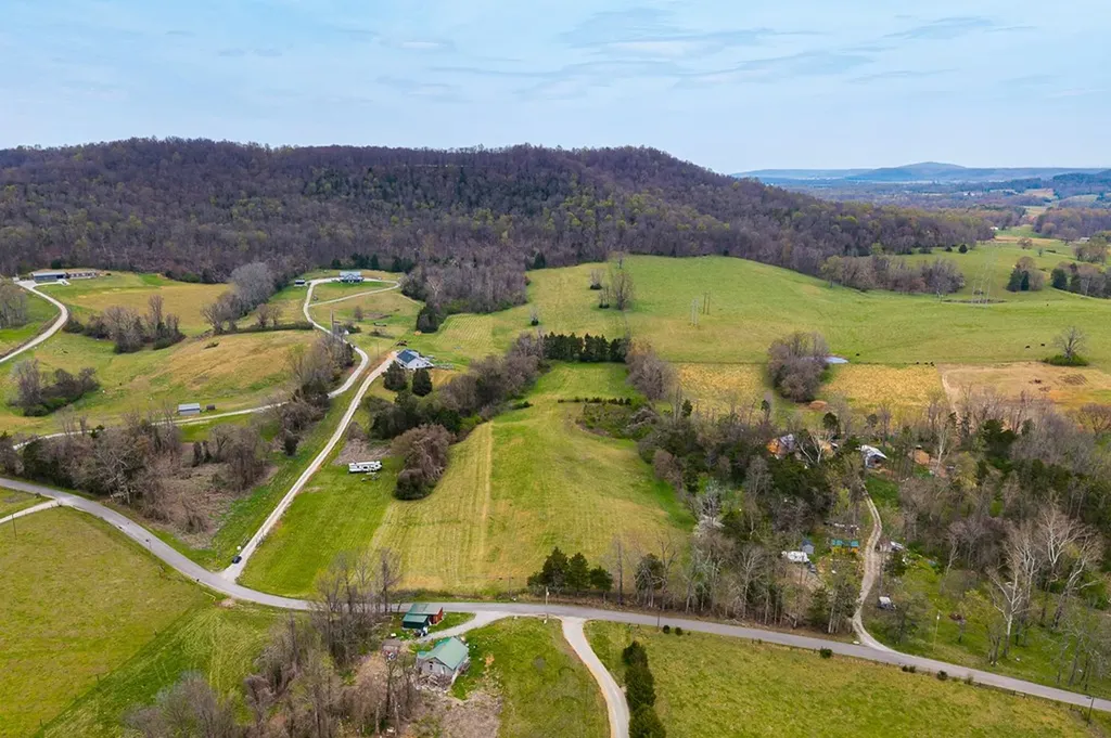 00 Webbs Camp Road Walling TN 38587