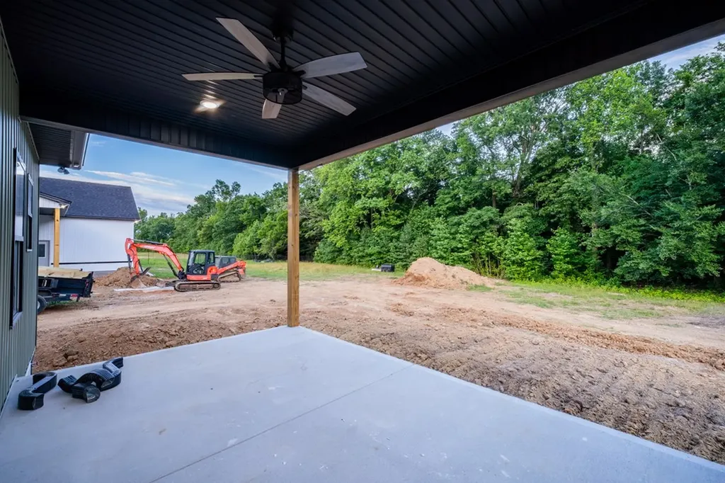 131 Oakley Estates Road Allons TN 38541