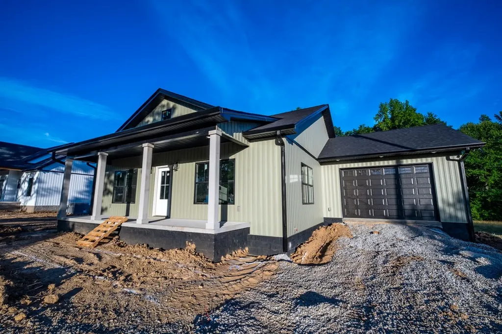 131 Oakley Estates Road Allons TN 38541