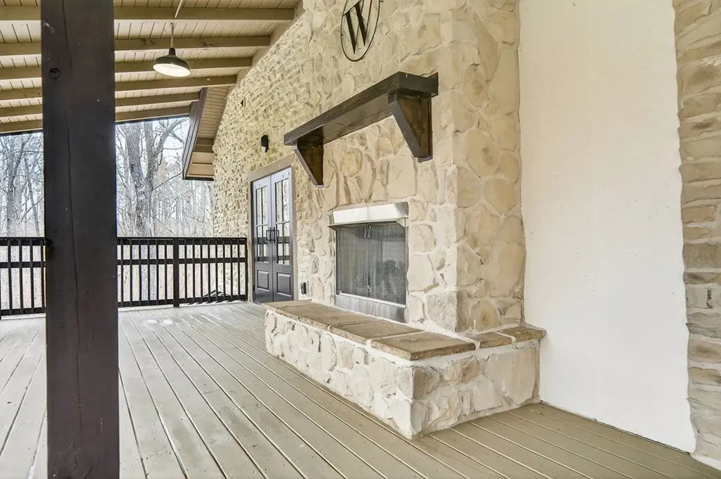 1249 Gulf Road Spencer TN 38585