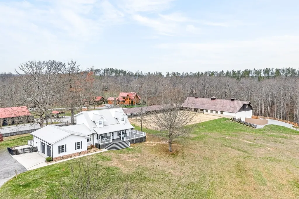1249 Gulf Road Spencer TN 38585