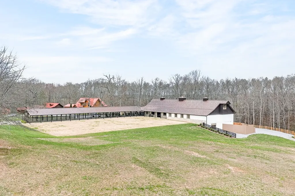 1249 Gulf Road Spencer TN 38585