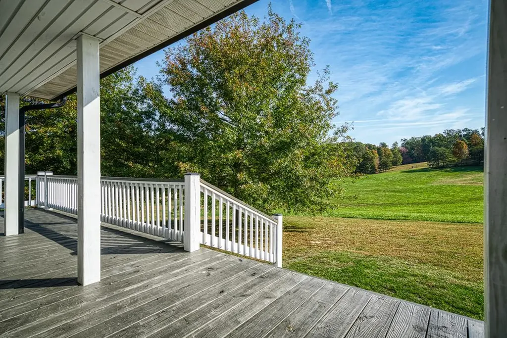 1249 Gulf Road Spencer TN 38585