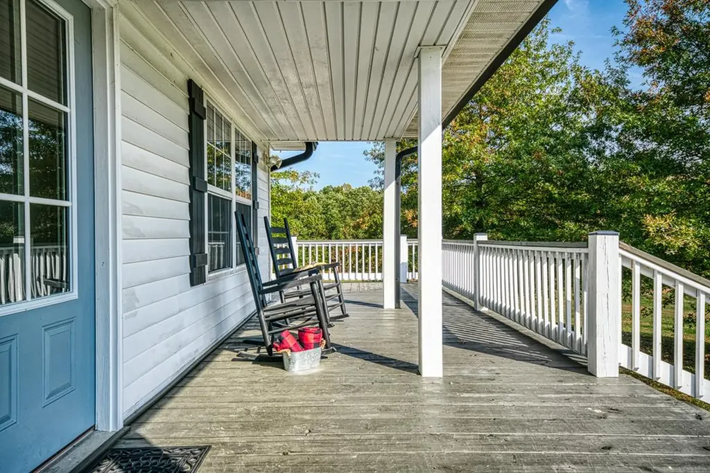 1249 Gulf Road Spencer TN 38585