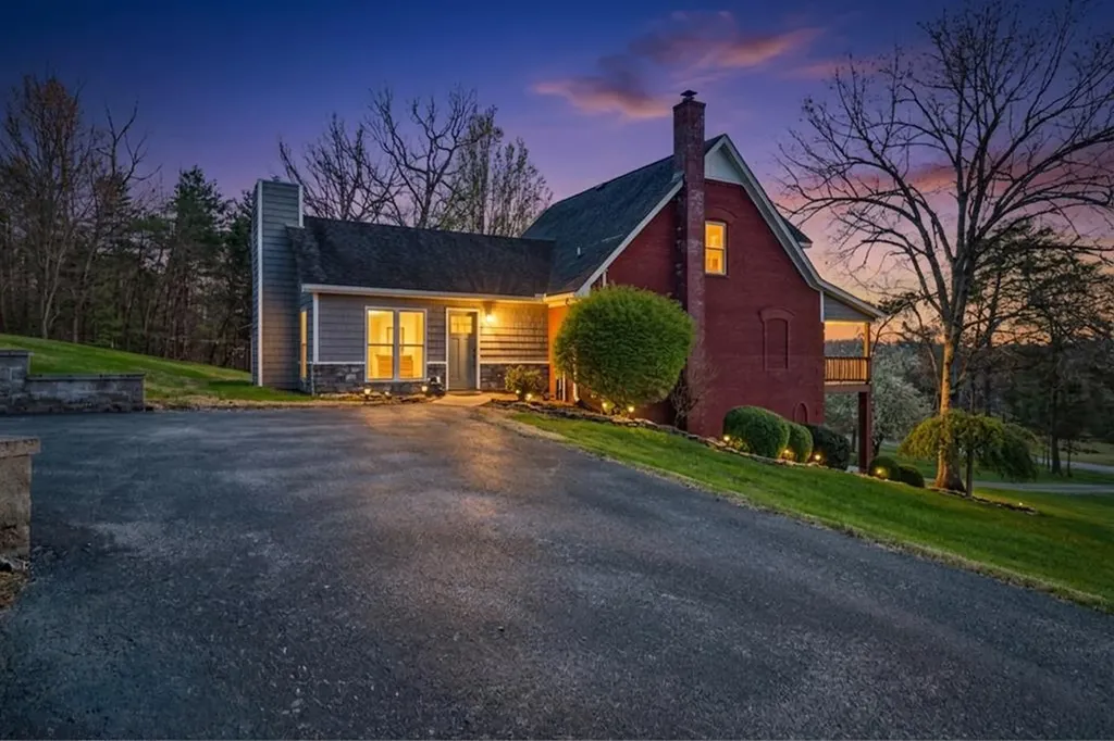 254 Sherwood Forest Road Livingston TN 38570