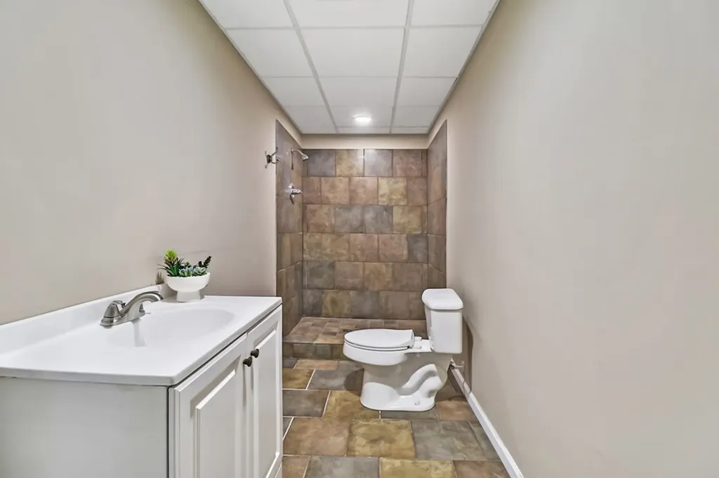 254 Sherwood Forest Road Livingston TN 38570