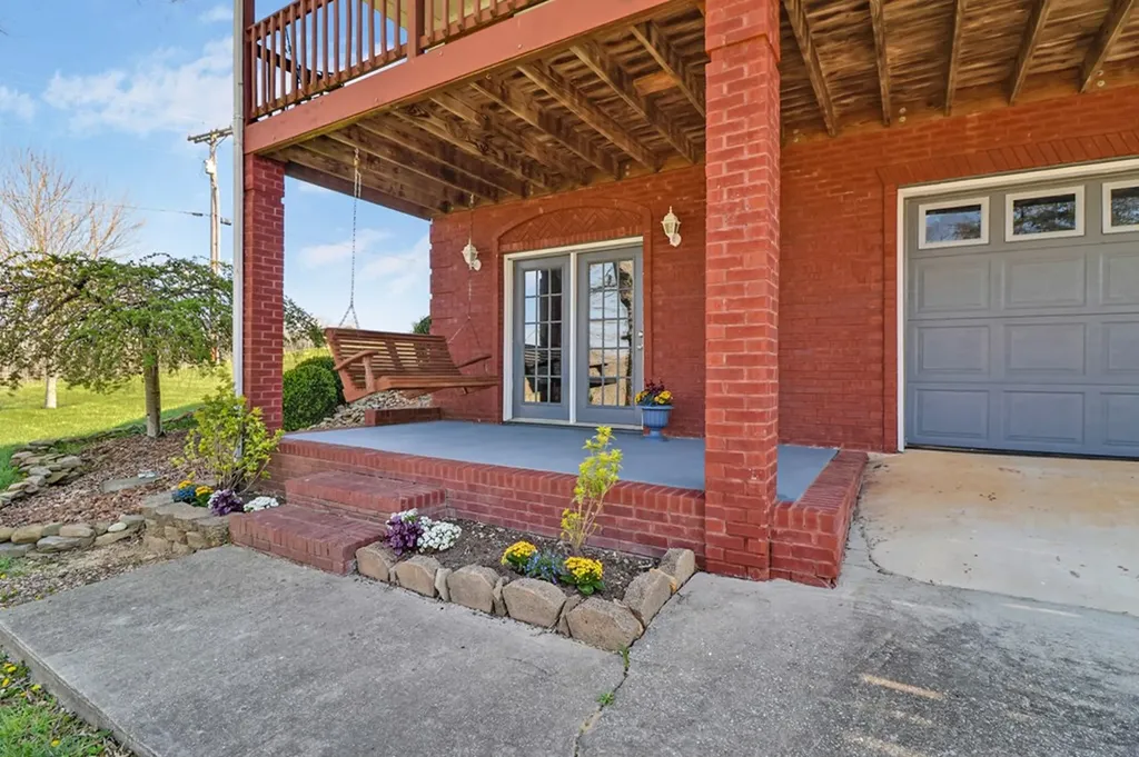 254 Sherwood Forest Road Livingston TN 38570