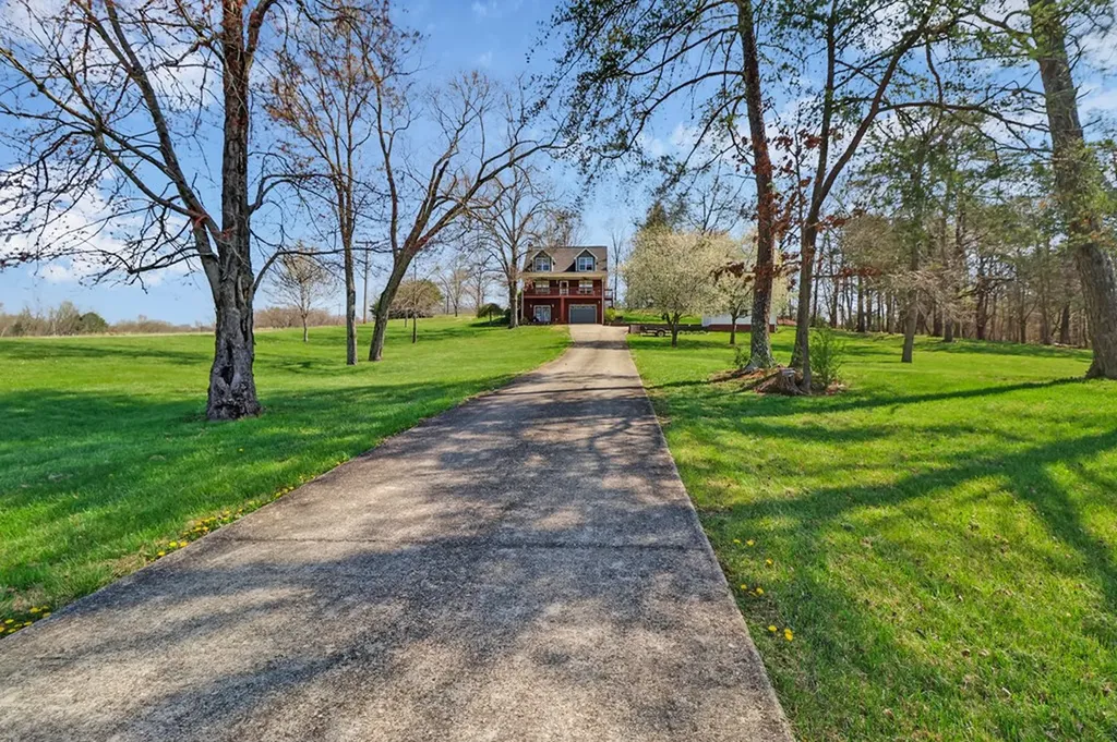 254 Sherwood Forest Road Livingston TN 38570