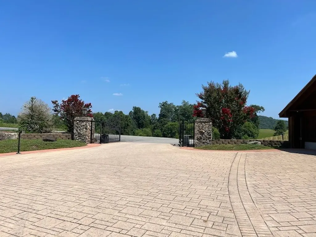 77-78 Holly Bend Drive Byrdstown TN 38549
